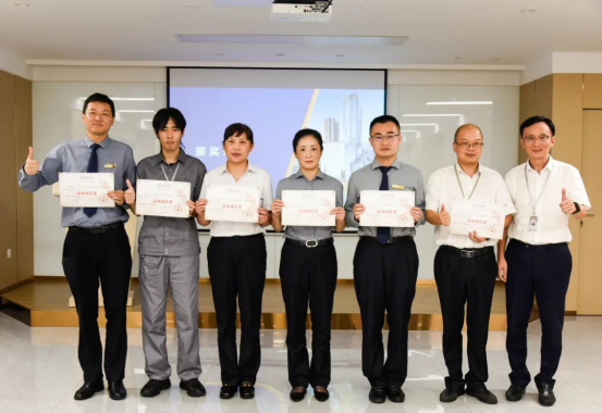 【武汉保安集团】武商MALL项目保安队荣获“经营布局 服务话术”PK赛冠军 3.png