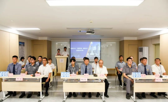 【武汉保安集团】武商MALL项目保安队荣获“经营布局 服务话术”PK赛冠军 1.png