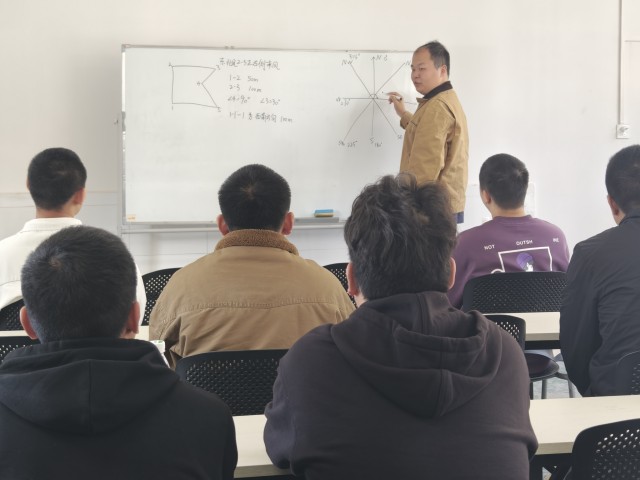 图片 4.jpg 图片 4.jpg